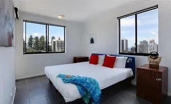 *** Hotel Komune Resort And Beach Club Greenmount Beach Australia