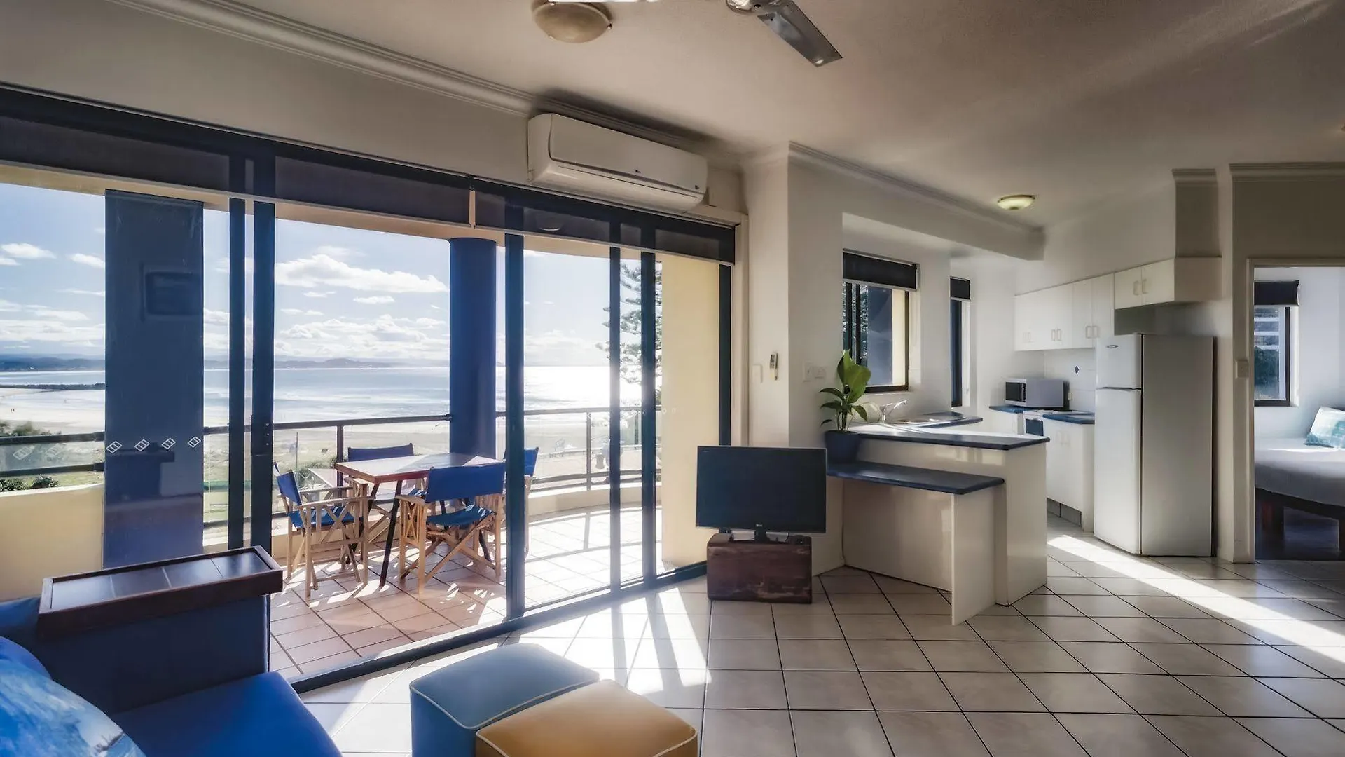 Komune Resort And Beach Club Greenmount Beach Hotel