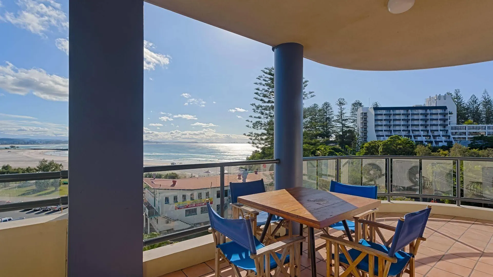 Komune Resort And Beach Club Greenmount Beach