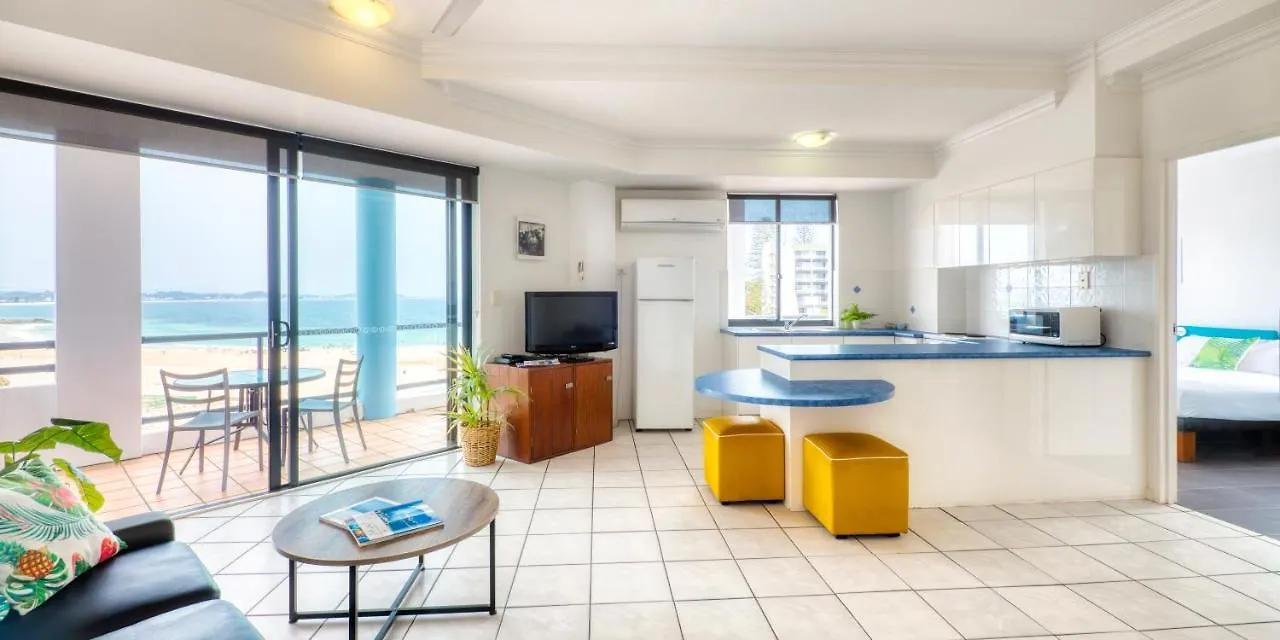 Komune Resort And Beach Club Greenmount Beach 3*, Coolangatta